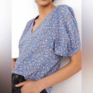 Madewell V-neck puff sleeve cotton floral top blue red white Size S